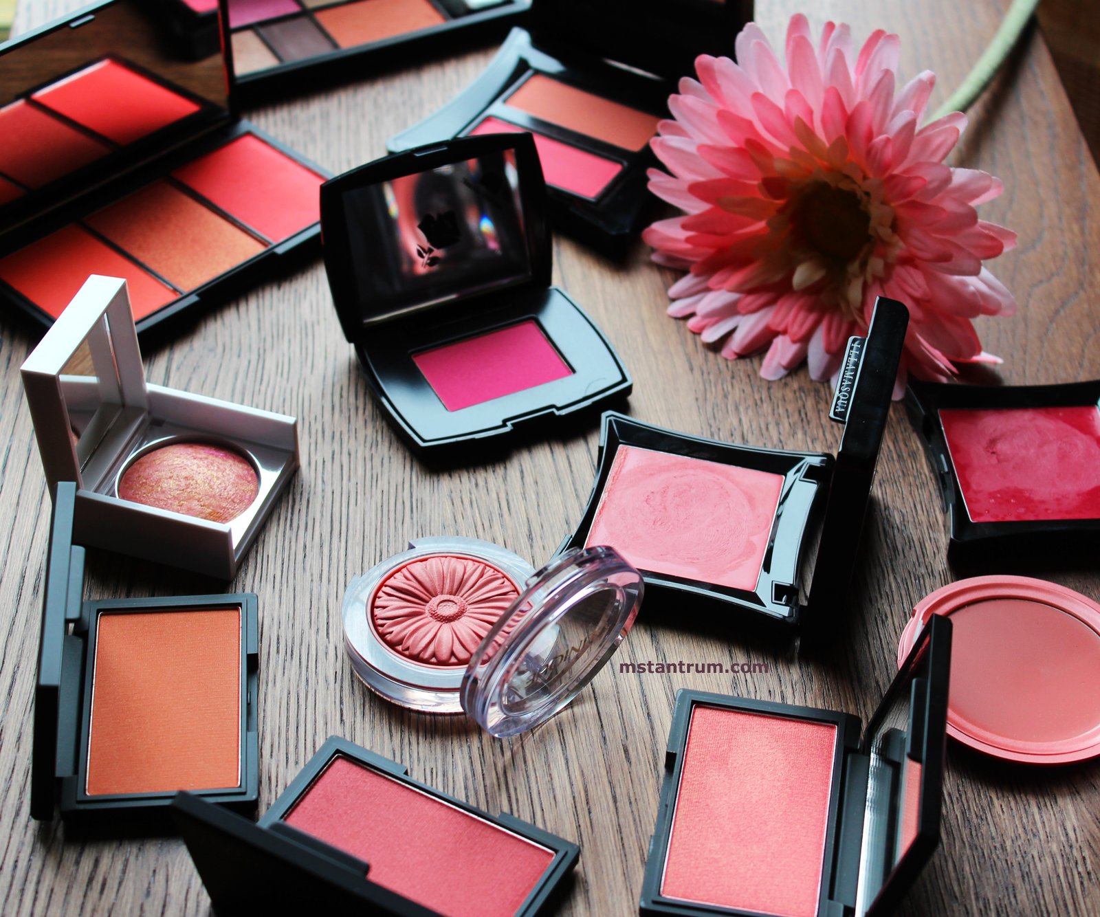 8 Best NARS Blushes for Natural Flush of Color on Your Cheeks